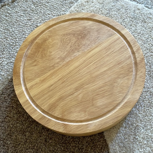 New travel cheese board with all utensils for picnic cheese etc - Picture 4 of 8